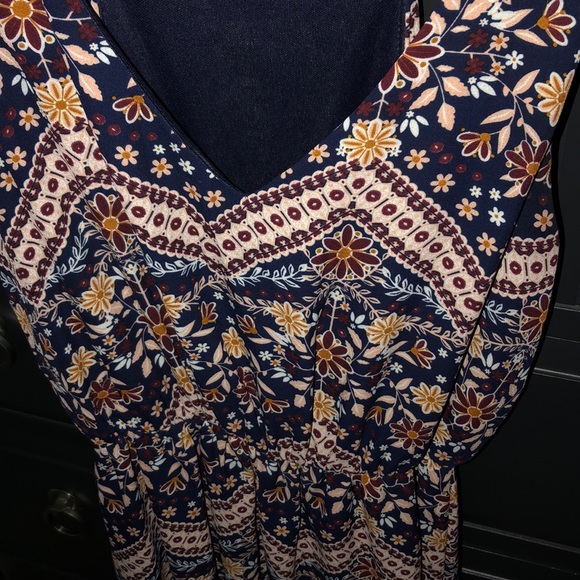 French Grey brand dress - Picture 2 of 5